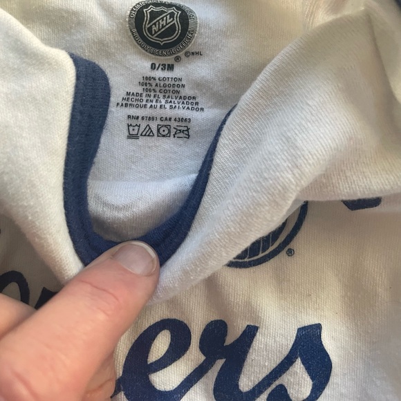 Oilers Onesies - Picture 4 of 4